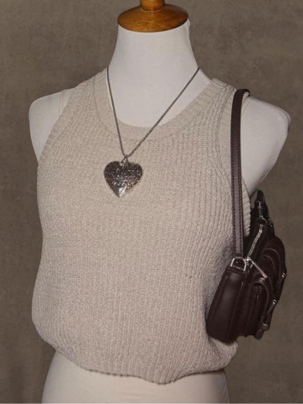Sleeveless Knit Crop Tank Top in Light Taupe